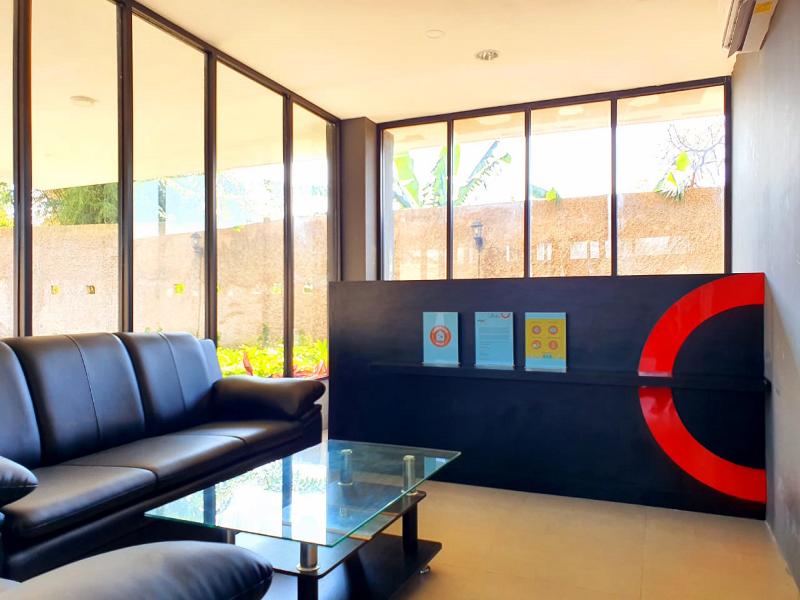 Collection O 28 Urban Town Apartment Karawang - Lobi