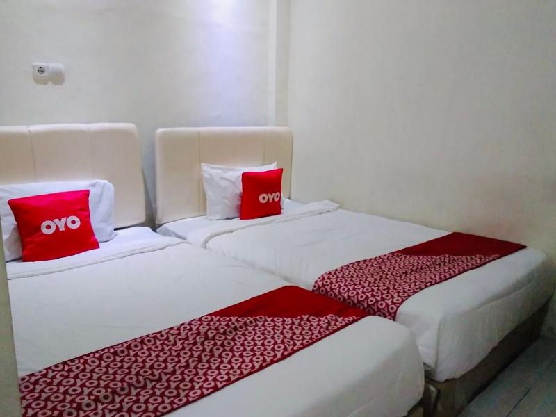OYO 90299 Corner Guest House - Oda