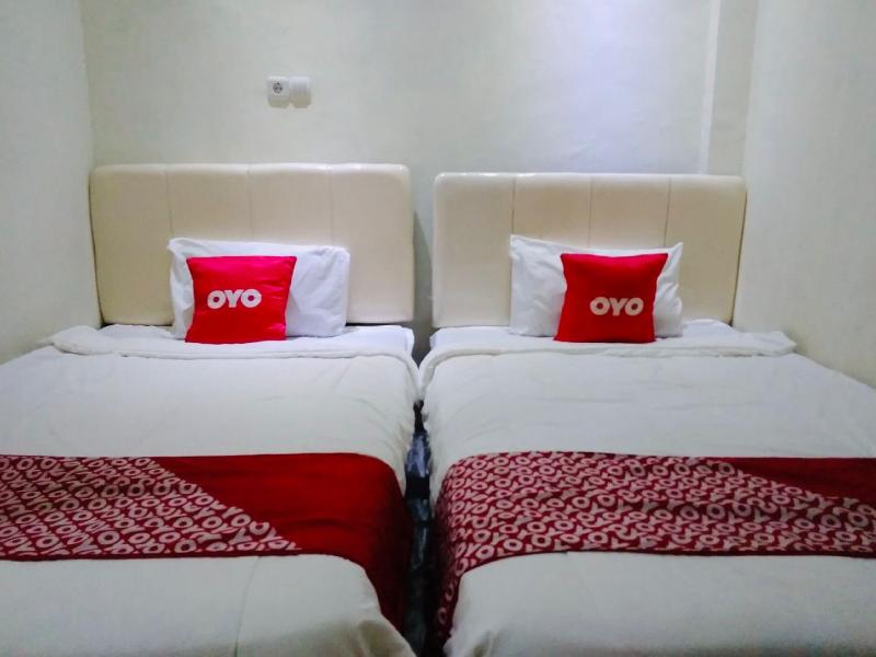 OYO 90299 Corner Guest House - Oda