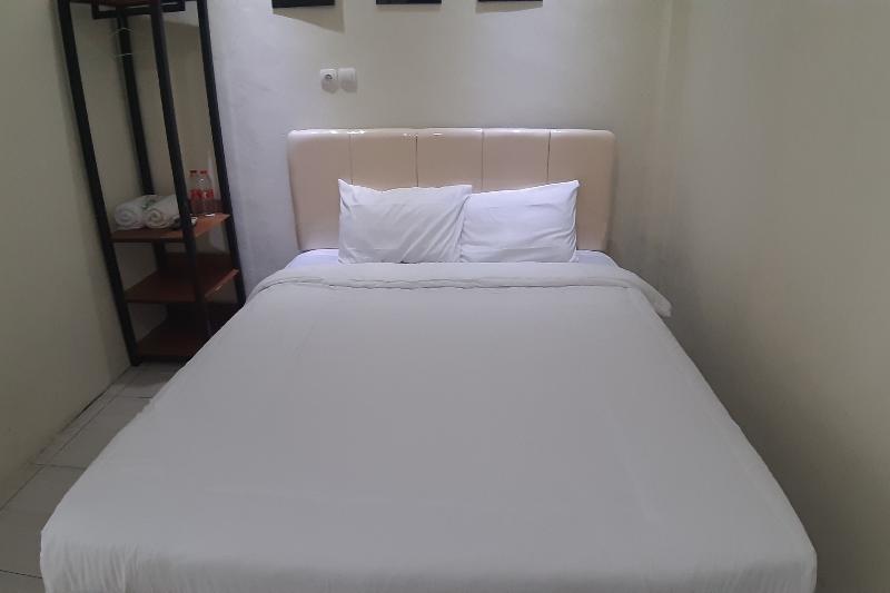 OYO 90299 Corner Guest House - Oda