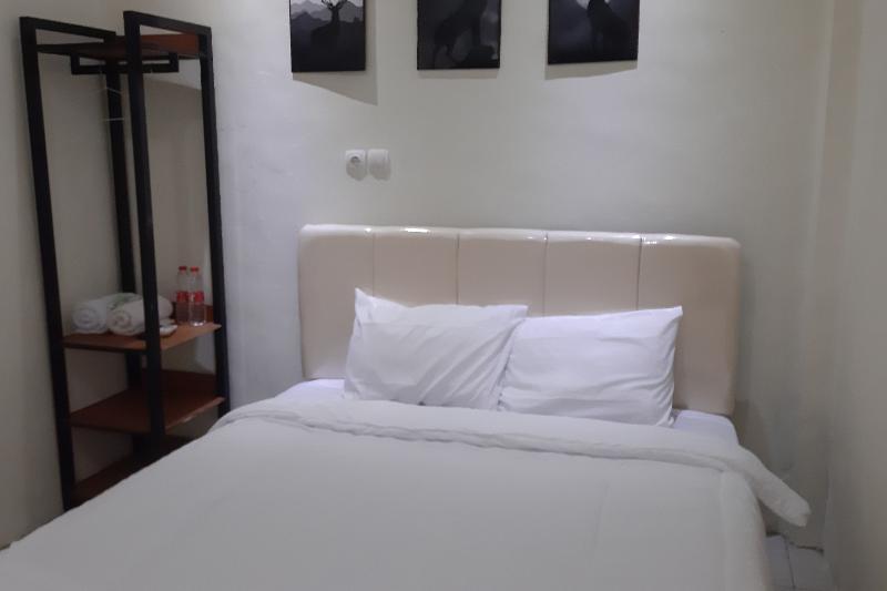 OYO 90299 Corner Guest House - Oda