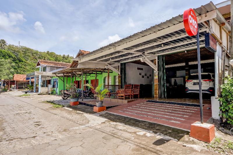 OYO 90051 Guest House Parangtritis - Genel