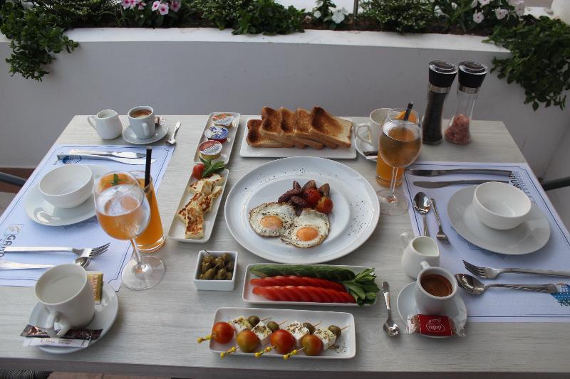 La Veranda De Larnaca Hotel - Lobi