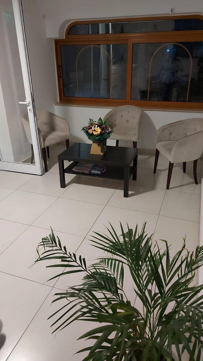 La Veranda De Larnaca Hotel - Lobi