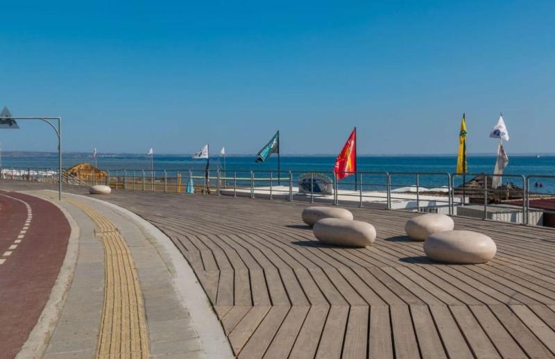 La Veranda De Larnaca Hotel - Plaj