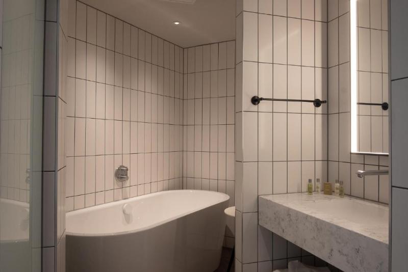 IXORA Hotel and Spa - Oda