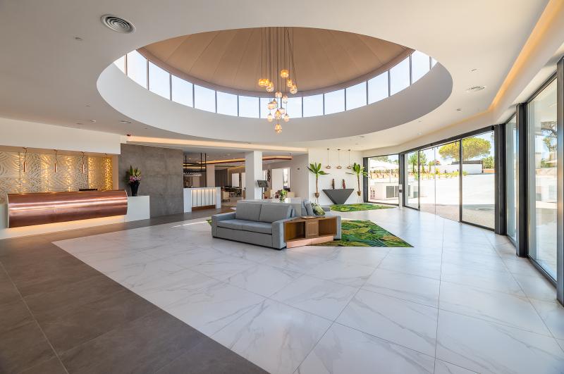 Regency Salgados Hotel & Spa - Lobi