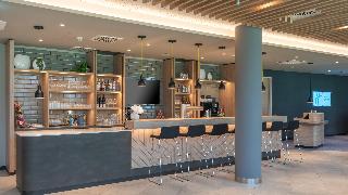 Holiday Inn Express Dusseldorf - Hauptbahnhof fotoÄŸrafÄ±