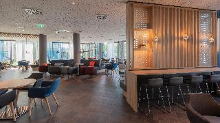 Holiday Inn Express Dusseldorf - Hauptbahnhof fotoÄŸrafÄ±