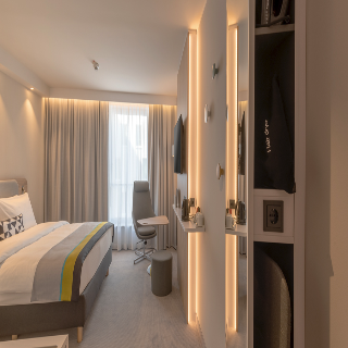 Holiday Inn Express Dusseldorf - Hauptbahnhof fotoÄŸrafÄ±
