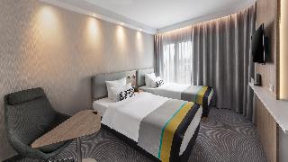 Holiday Inn Express Dusseldorf - Hauptbahnhof fotoÄŸrafÄ±