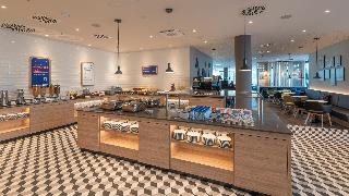 Holiday Inn Express Dusseldorf - Hauptbahnhof fotoÄŸrafÄ±