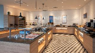 Holiday Inn Express Dusseldorf - Hauptbahnhof fotoÄŸrafÄ±