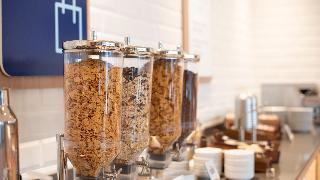 Holiday Inn Express Dusseldorf - Hauptbahnhof fotoÄŸrafÄ±