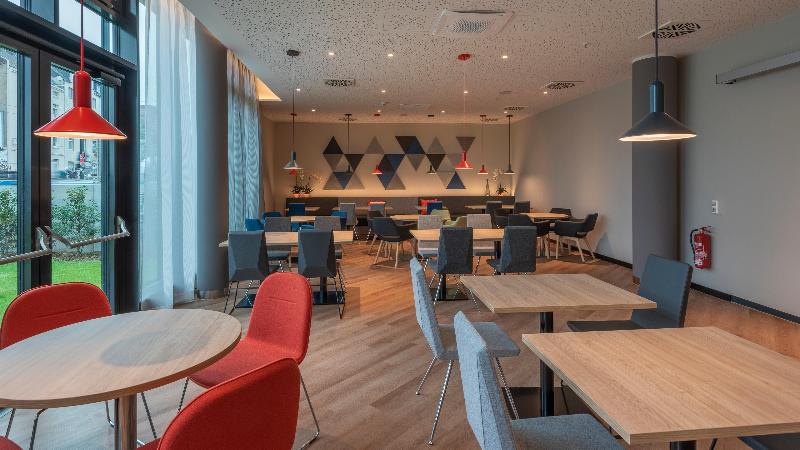 Holiday Inn Express Dusseldorf - Hauptbahnhof - Restoran