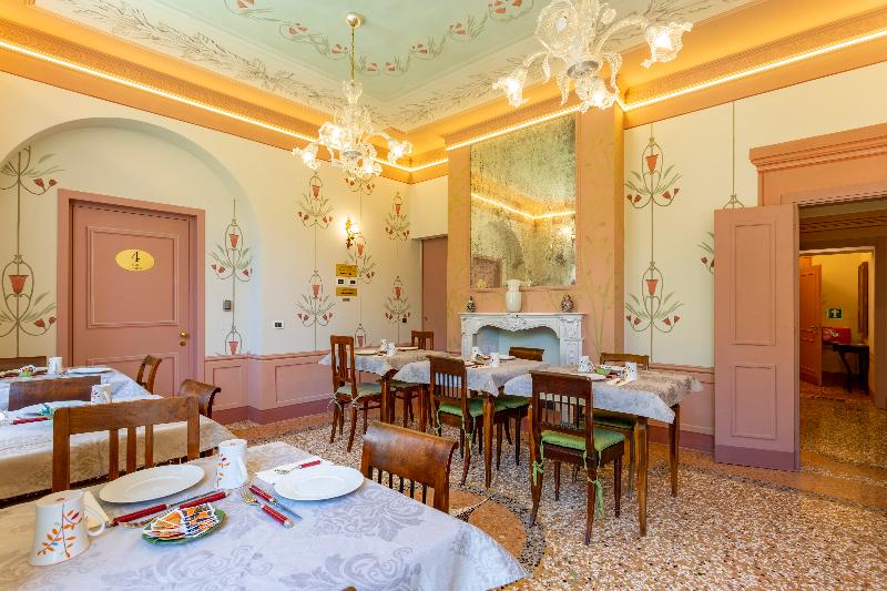Villa Tortorelli - Lobi