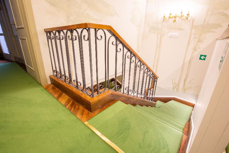 Villa Tortorelli - Lobi