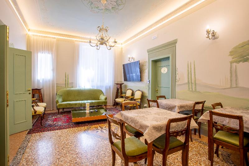 Villa Tortorelli - Lobi