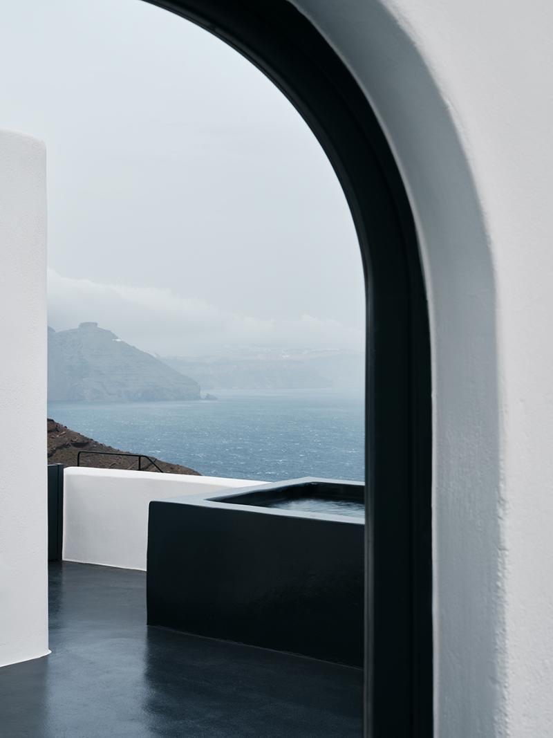 Abyss Santorini - Genel