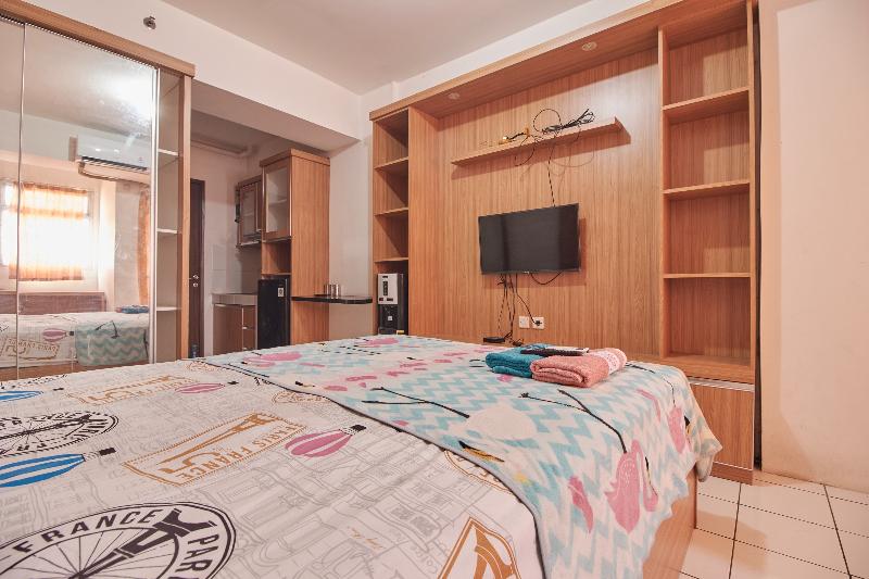 Room Rendi @ Gunung Putri Square by ZUZU - Oda