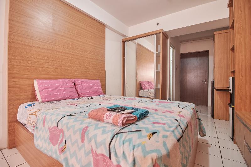 Room Rendi @ Gunung Putri Square by ZUZU - Oda
