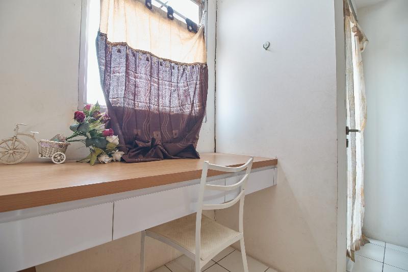 Room Rendi @ Gunung Putri Square by ZUZU - Oda