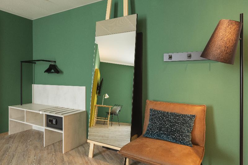 Holiday Inn - the niu, Tab Dusseldorf Main Station - Oda