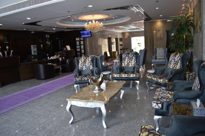 One to One Hotel - Lobi