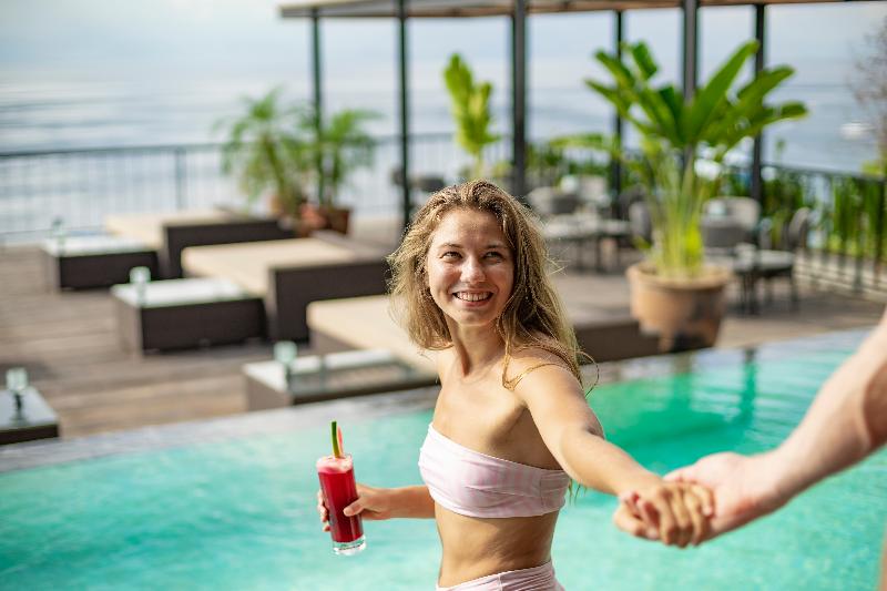 Adiwana Warnakali Resort - Havuz