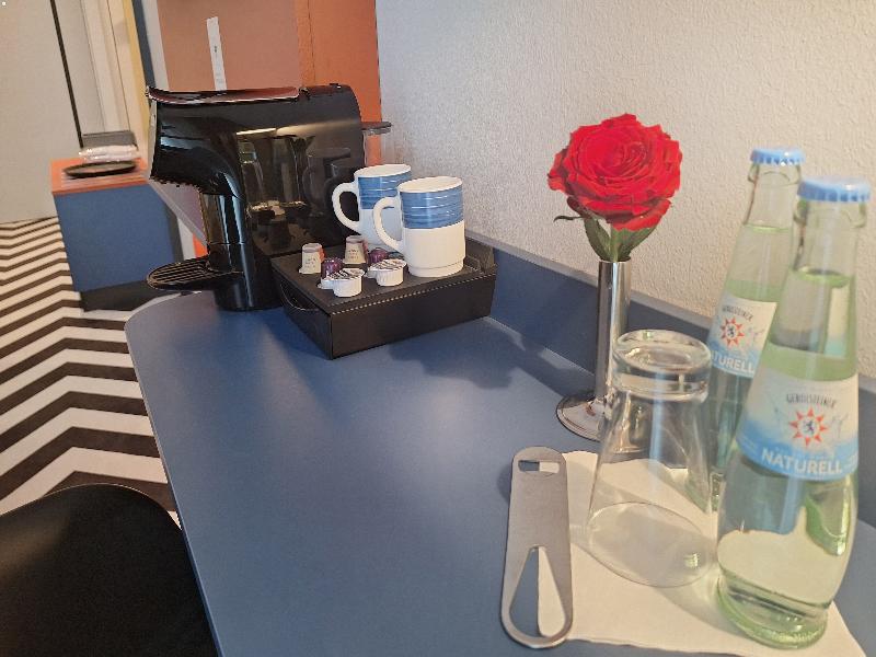 Holiday Inn - the niu, Form Stuttgart Feuerbach - Oda