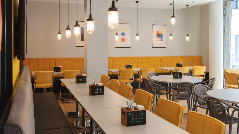 Holiday Inn - the niu, Form Stuttgart Feuerbach - Restoran