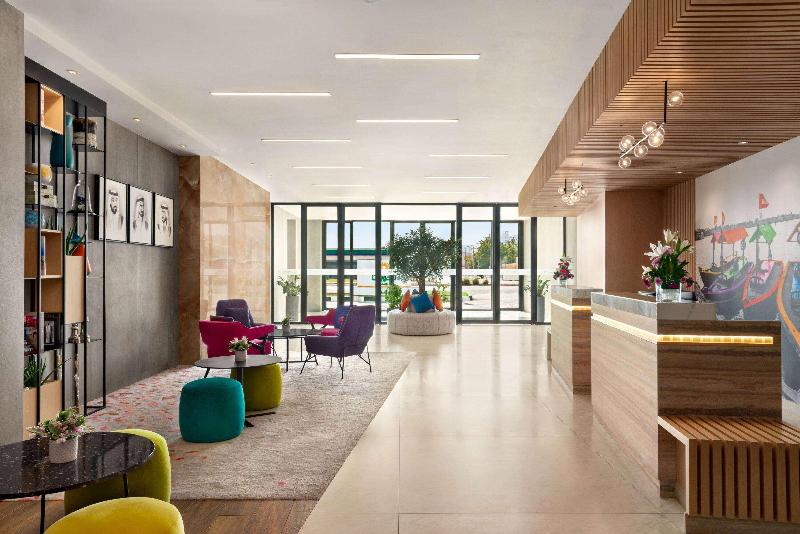 La Quinta by Wyndham Dubai Jumeirah - Lobi