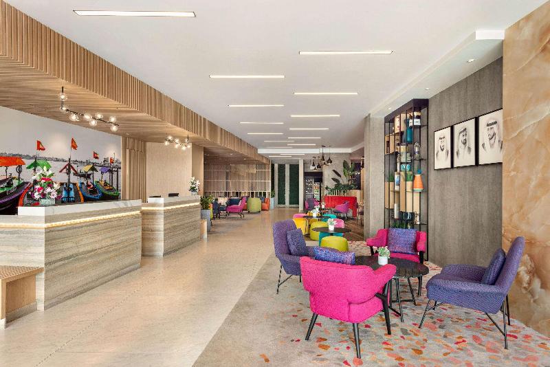 La Quinta by Wyndham Dubai Jumeirah - Lobi
