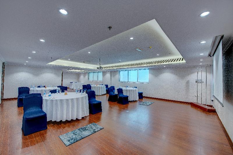 Howard Johnson Plaza by Wyndham Dubai Deira - Toplantı
