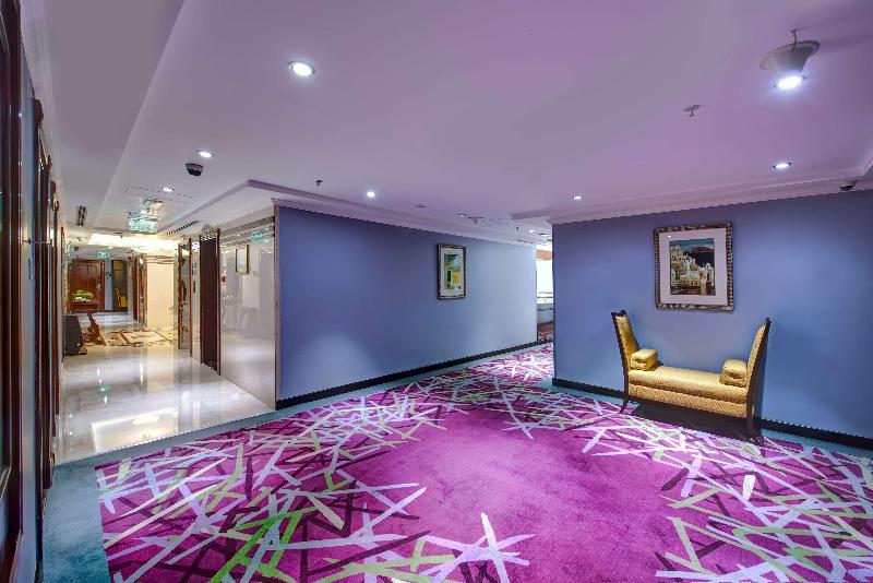 Howard Johnson Plaza by Wyndham Dubai Deira - Genel
