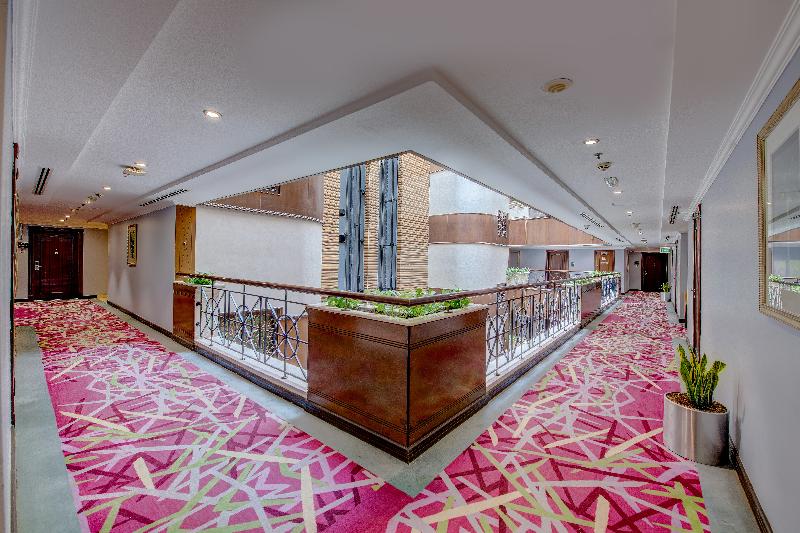 Howard Johnson Plaza by Wyndham Dubai Deira - Genel