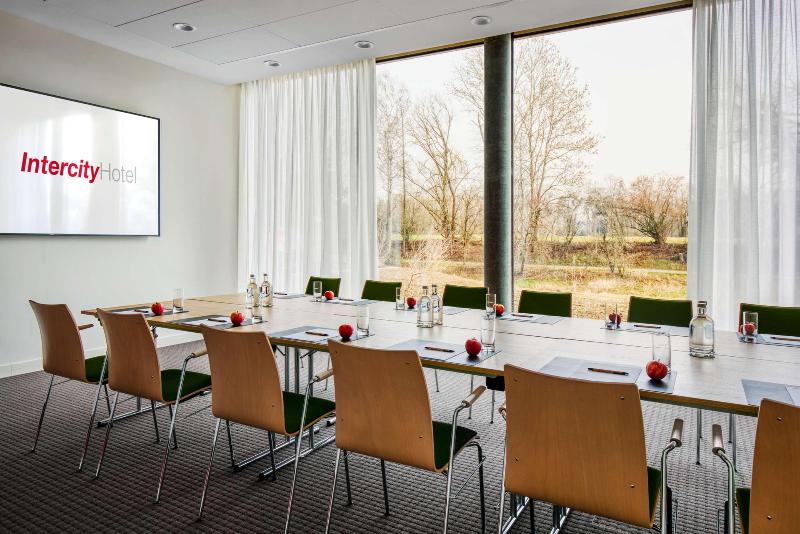 IntercityHotel Zurich Airport - Toplantı
