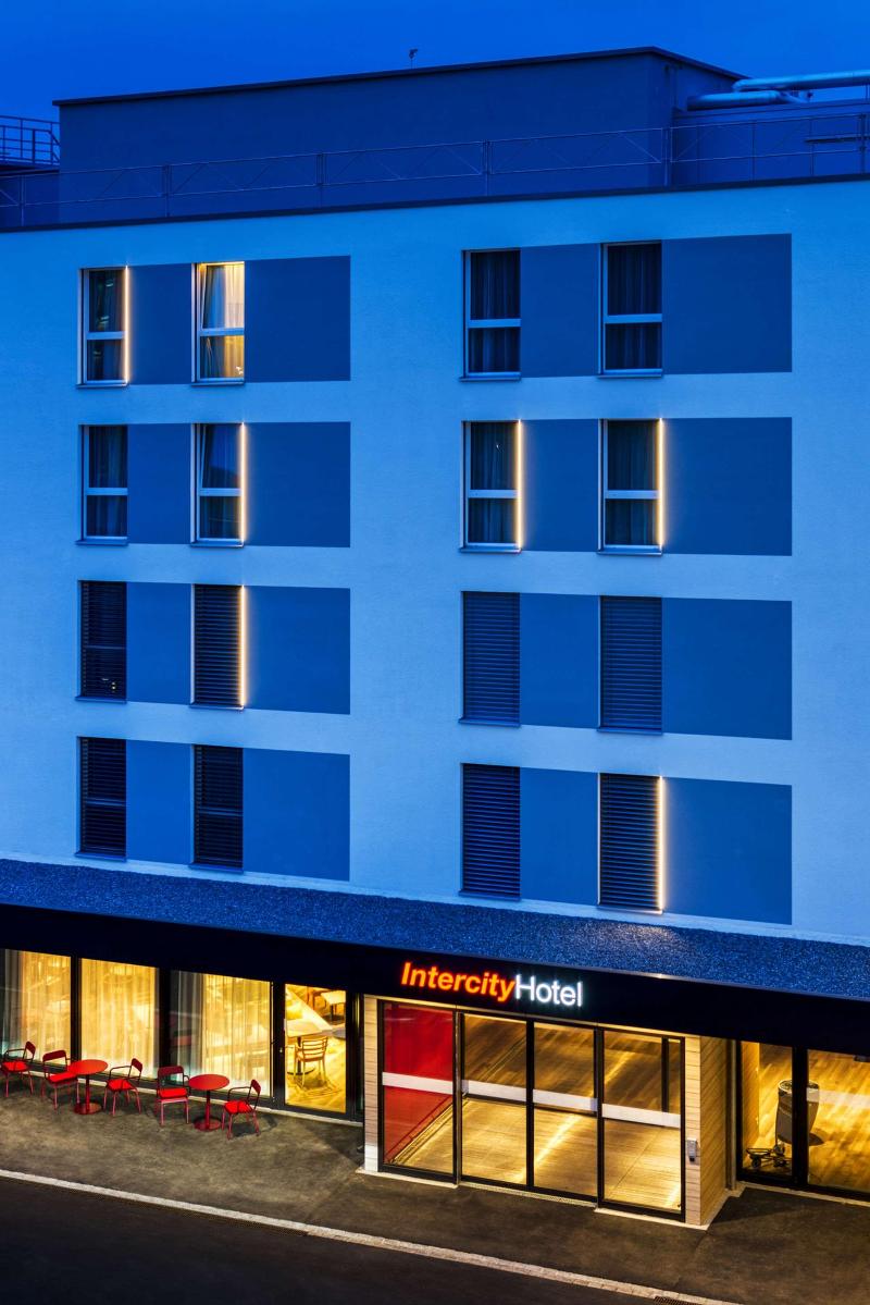 IntercityHotel Zurich Airport - Genel
