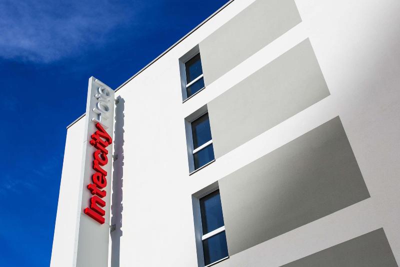 IntercityHotel Zurich Airport - Genel
