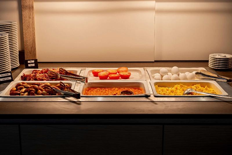 IntercityHotel Zurich Airport - Restoran