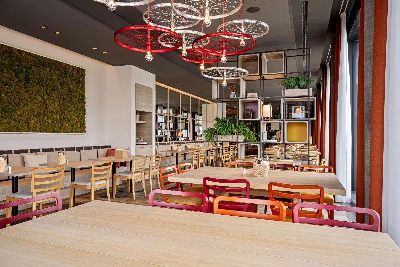 IntercityHotel Zurich Airport - Restoran