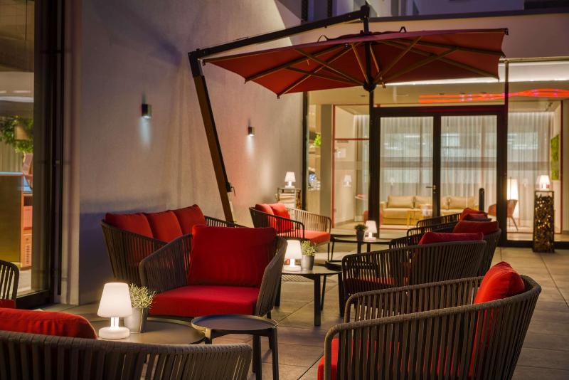 IntercityHotel Zurich Airport - Teras