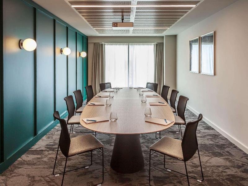 Novotel Cambridge North - Lobi