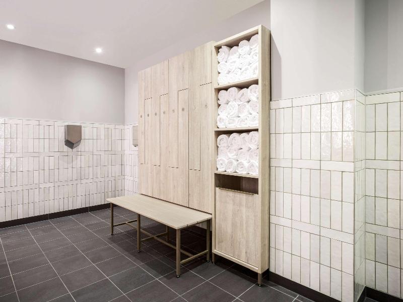 Novotel Cambridge North - Havuz