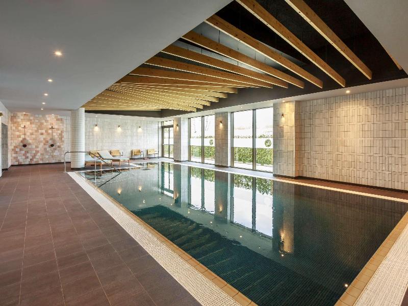 Novotel Cambridge North - Havuz