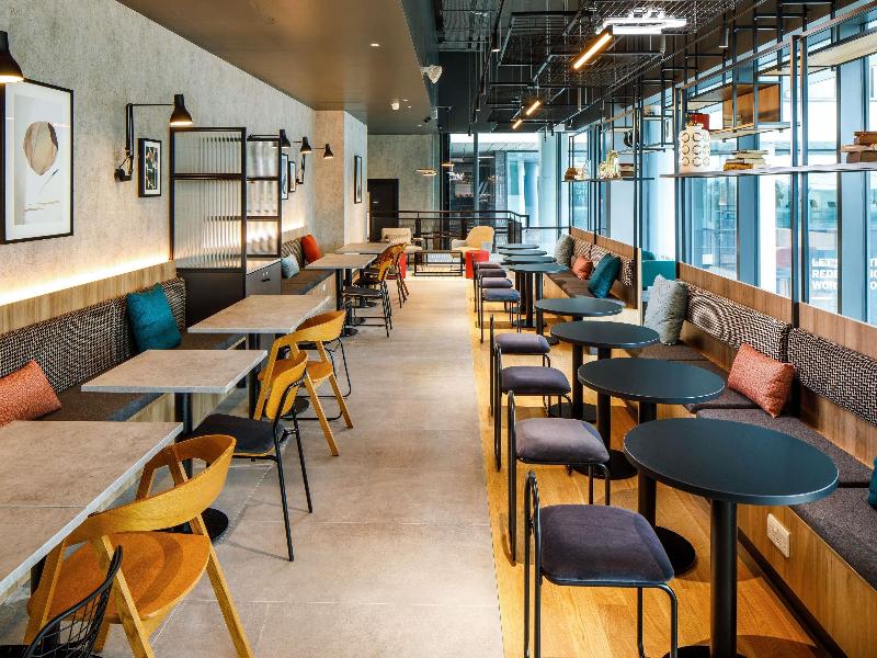 Adagio London Sutton Point Apar Açılış Temmuz 2021 - Bar