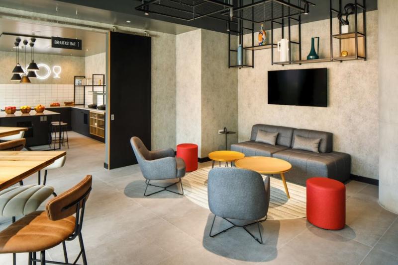 Adagio London Sutton Point Apar Açılış Temmuz 2021 - Lobi
