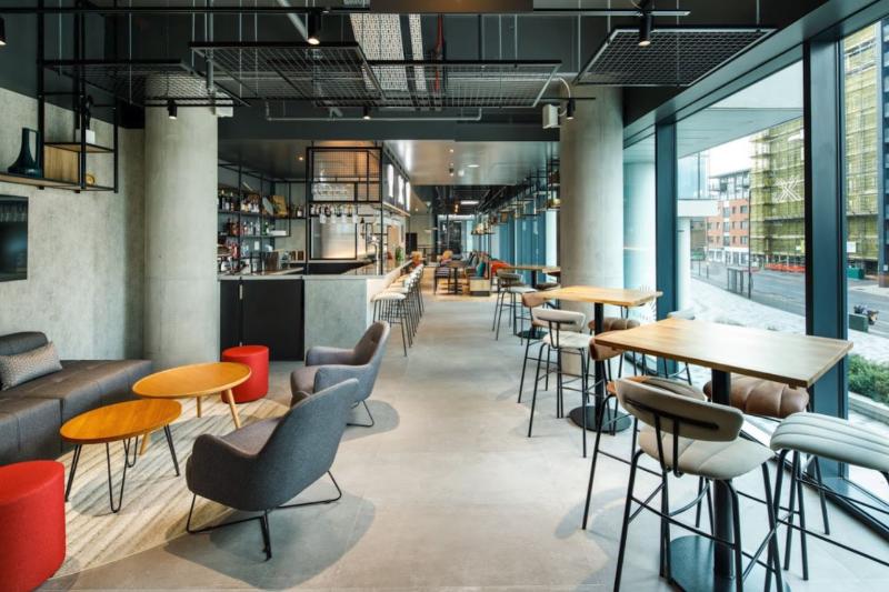 Adagio London Sutton Point Apar Açılış Temmuz 2021 - Lobi