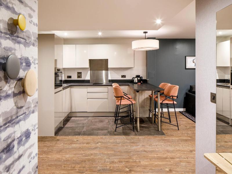 Adagio London Sutton Point Apar Açılış Temmuz 2021 - Oda