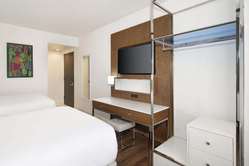Best Western Premier Empire State Hotel - Oda